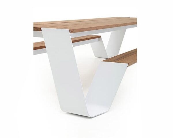 Hopper Table - 6